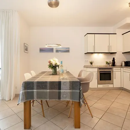 Am Hang- 11 Apartment *