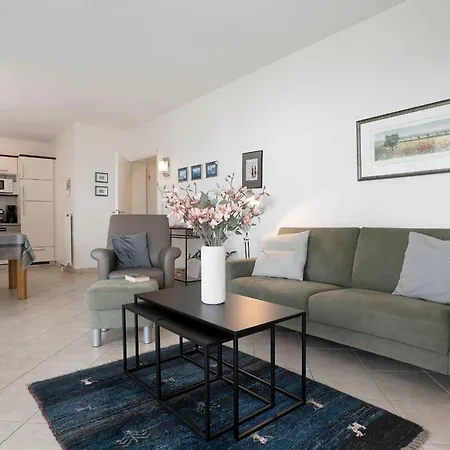 Am Hang- 11 Grömitz