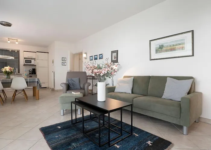 Am Hang- 11 Grömitz